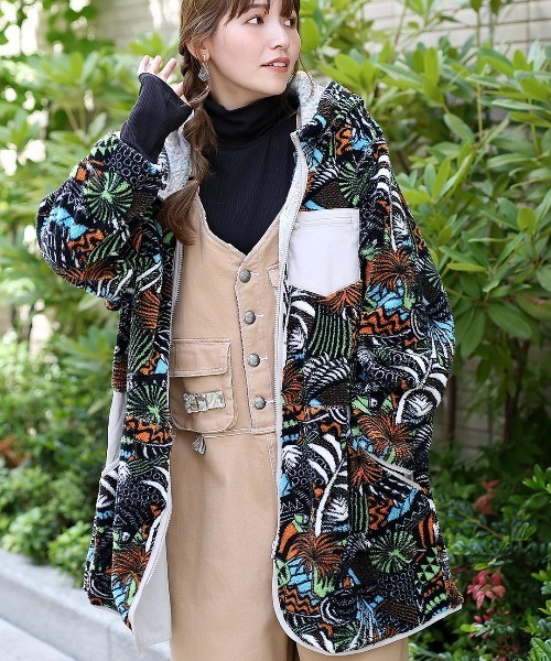 チチカカ（チチカカ）の「【大きいサイズ】3wayモッズコート【シリーズ累計 20,000枚突破】（モッズコート・レディース・ライトグレー/カーキ/ブラック・3L）」の7枚目の写真