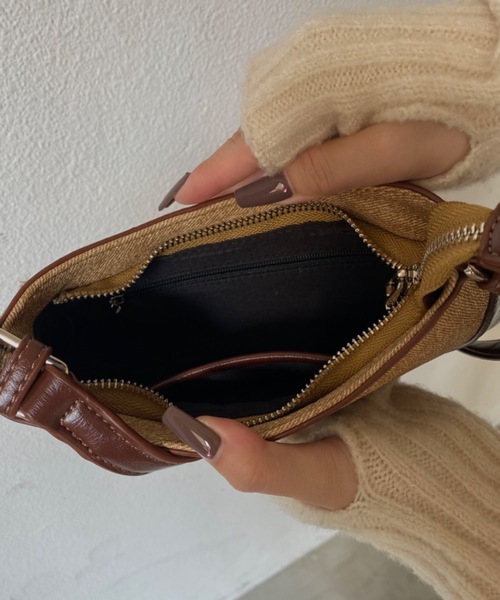 SHAGGIE(シャギー)の「ワンハンドルヴィンテージ風BAG(ハンドバッグ・レディース・ブラウン/ブラック・FREE)」の6枚目の写真
