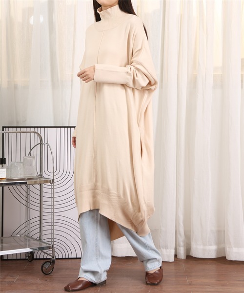 MAISON DE THERESE（メゾン ド テレーズ）の「タートルネックビッグシルエットニットワンピース（ワンピース・レディース・ブラック/ベージュ・FREE）」の5枚目の写真