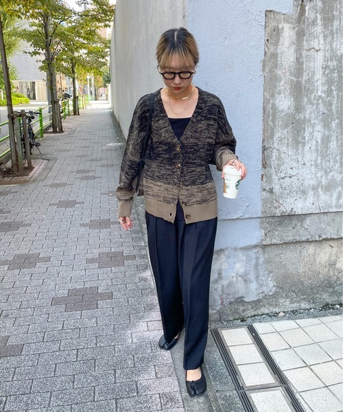 feepur（フェピュール）の「ツータックワイドスラックス（スラックス・レディース・ブラック/ブラウン/グレー系その他/アイボリー/ピンク/グレー・SMALL/MEDIUM）」の14枚目の写真