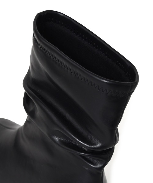 w closet（ダブルクローゼット）の「ギャザーブーツ（ブーツ・レディース・ベージュ/アイボリー/ブラック・M/L）」の10枚目の写真