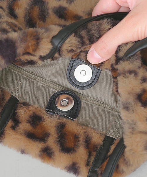 osharewalker（オシャレウォーカー）の「『フェイクファー2wayトートバッグ』（トートバッグ・レディース・グレー/レオパード・FREE）」の22枚目の写真