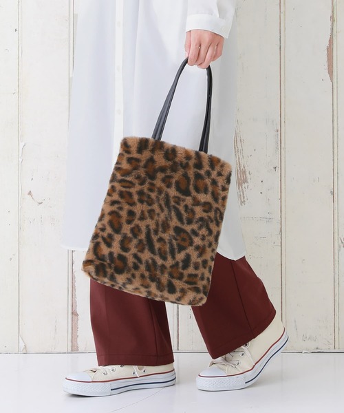 osharewalker（オシャレウォーカー）の「『フェイクファー2wayトートバッグ』（トートバッグ・レディース・グレー/レオパード・FREE）」の9枚目の写真