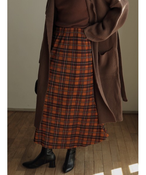 AMAIL（アマイル）の「Pleats check fitfrea skirt（スカート・レディース・オレンジ/グリーン・FREE）」の4枚目の写真