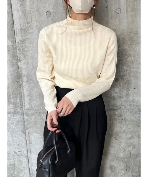 HEILIS(ヘイリス)の「《sayo select》リブハイネックニット / リブトップス リブニット ハイネック(ニット/セーター・レディース・ブラック/ベージュ/アイボリー・FREE)」の7枚目の写真