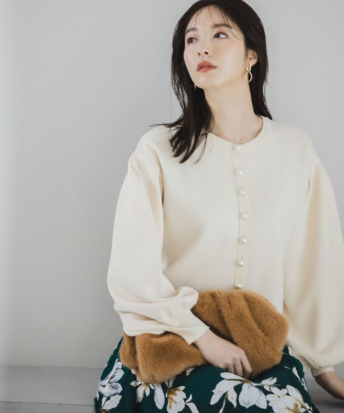 Andemiu（アンデミュウ）の「【WEB限定】パールカーディガン176417（カーディガン/ボレロ・レディース・ブラック/ブラウン/ボルドー/ブルー/グリーン/アイボリー・FREE）」の2枚目の写真