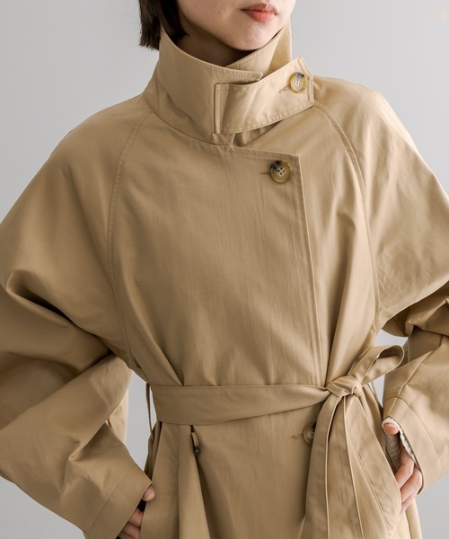 mystic(ミスティック)の「【2サイズ展開】スタンドカラートレンチコート(トレンチコート・レディース・キャメル/ベージュ/ネイビー・1/2)」の13枚目の写真
