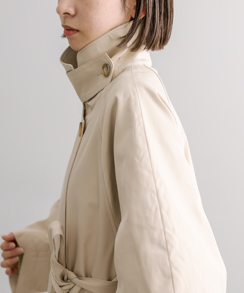 mystic(ミスティック)の「【2サイズ展開】スタンドカラートレンチコート(トレンチコート・レディース・キャメル/ベージュ/ネイビー・1/2)」の9枚目の写真