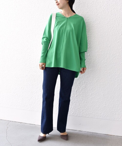 SHIPS(シップス)の「*〈手洗い可能〉Vネックドルマンニットプルオーバー◆(ニット/セーター・レディース・ネイビー/ライトグレー/グリーン/レッド系/ブラック・ONE SIZE)」の17枚目の写真
