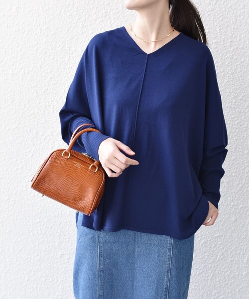 SHIPS(シップス)の「*〈手洗い可能〉Vネックドルマンニットプルオーバー◆(ニット/セーター・レディース・ネイビー/ライトグレー/グリーン/レッド系/ブラック・ONE SIZE)」の13枚目の写真