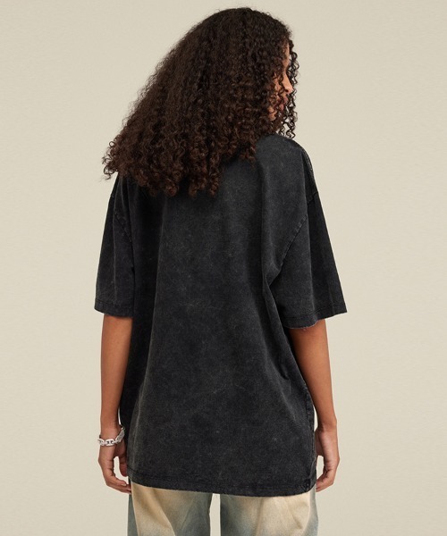 Ressaca(レサーカ)の「オーバーサイズ ユーズド加工 半袖 クルーネック無地Tシャツ(Tシャツ/カットソー・メンズ・カーキ/ブラック/ライトブルー/チャコールグレー/ベージュ/パープル/ブラウン/ピンク・S/M/L/XL)」の16枚目の写真