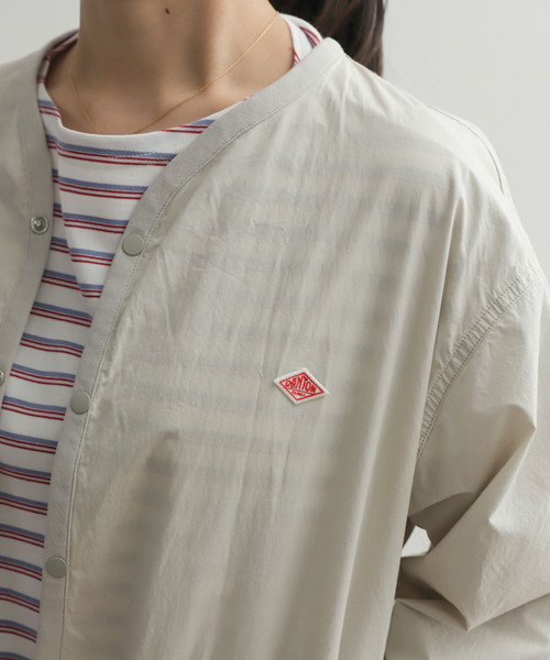 DANTON(ダントン)の「DANTON SHIRTS CARDIGAN(ノーカラージャケット・レディース・ベージュ/パープル/ライトグレー・38)」の4枚目の写真