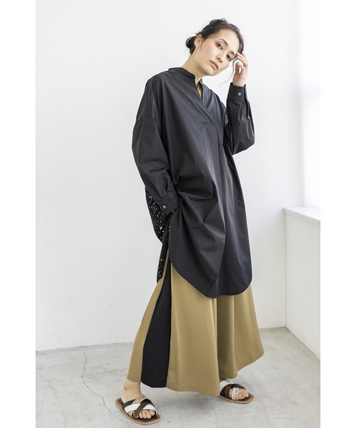 OSMOSIS（オズモーシス）の「バイカラーサイドタックパンツ（その他パンツ・レディース・ブラック/ベージュ/グリーン・ONE SIZE）」の4枚目の写真
