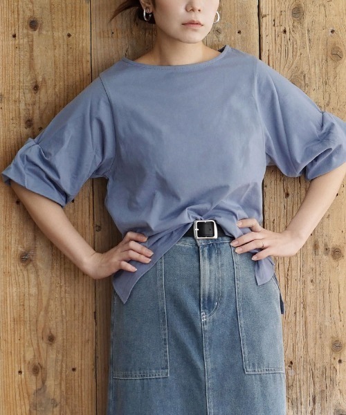 zootie（ズーティー）の「【ちゃっかり着やせできちゃう。】 スタイルアップ デザインスリーブ カットソー［五分袖］（Tシャツ/カットソー・レディース・オフホワイト/ブラック/イエロー系その他/グレー系その他/グレイッシュベージュ/ラベンダー/ブラック×ホワイト/グレイッシュブルー/ライラック/ライトアッシュグレー/チャコール/ベージュ系/レッド系/ライトブルー・M-L/L-XL/3L）」の10枚目の写真