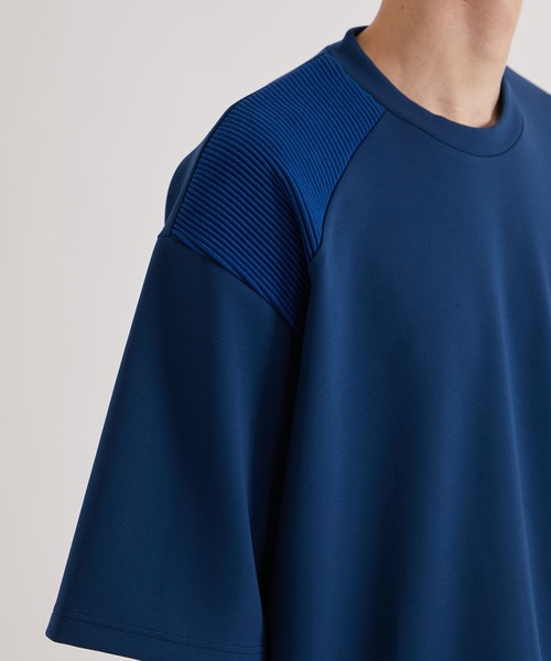 UNITED TOKYO（ユナイテッドトウキョウ）の「RIPPLEブロッキングカットソー（Tシャツ/カットソー・メンズ・ブルー/ブラック/グレー/ダークグレー・1/2/3）」の22枚目の写真