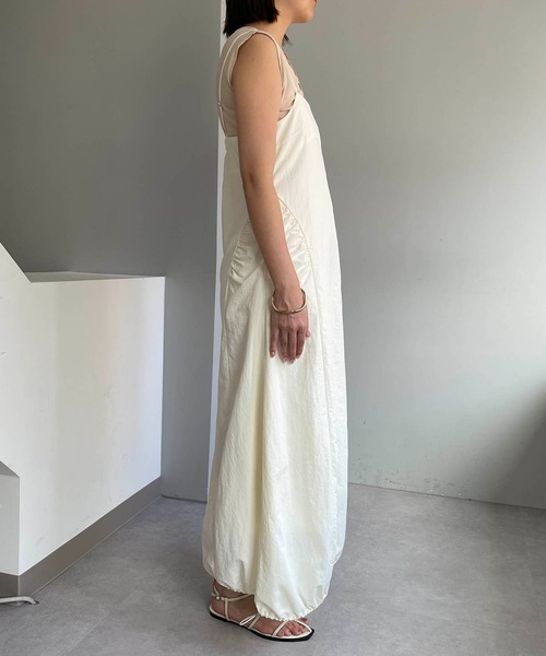 CAPRICIEUX LE'MAGE（カプリシューレマージュ）の「ドロストキャミワンピース（ワンピース・レディース・ブラック/ホワイト・FREE/S）」の19枚目の写真