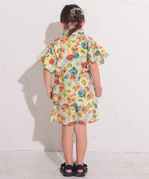 Ocean&Ground(オーシャン&グラウンド)の「GIRL’Sフリルスリーブ甚平スーツFLOWERS/浴衣(90~140cm)(浴衣・キッズ・マルチ/ブルー・90/100/110/120/130/140)」の5枚目の写真
