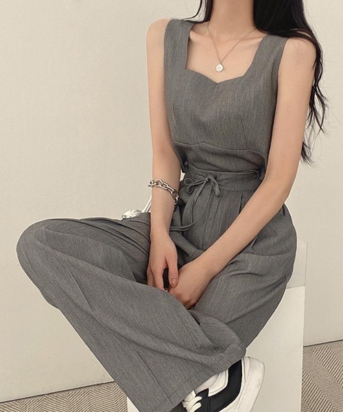 FREE STYLISTS（フリー スタイリスト）の「YUGA_YGMC スクエアネック トップス + ワイドレングスパンツ　セットアップ（アンサンブル・レディース・ライトグレー/ブラック・FREE）」の10枚目の写真