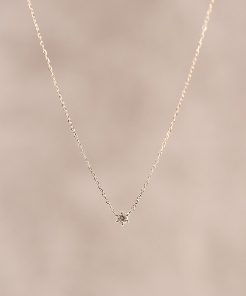 sowi（ソーイ）の「K10　0.05ct　一粒ダイヤ　ネックレス【ECモール限定】（ネックレス・レディース・ゴールド/ゴールド系その他2/ゴールド系その他3/ゴールド系その他4/ゴールド系その他5/ゴールド系その他6・40cm）」の20枚目の写真