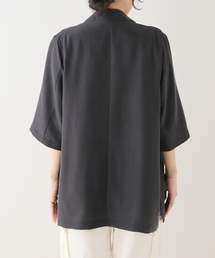 美品　イエナ　lien シルク クロップドスリーブジャケット　24ss 黒 IENA（イエナ）の「LIEN シルククロップドスリーブジャケット