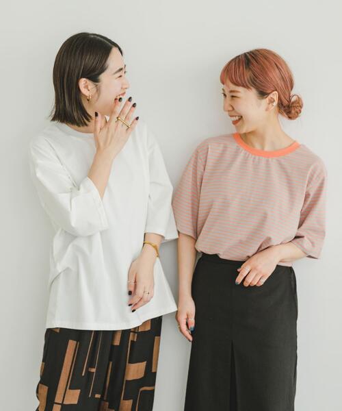 ITEMS URBANRESEARCH（アイテムズ アーバンリサーチ）の「クルーネックハンソデTシャツ（Tシャツ/カットソー・レディース・チャコールグレー/グレー系その他/ブルー系その他/ホワイト系その他/ホワイト・SMALL/MEDIUM）」の13枚目の写真