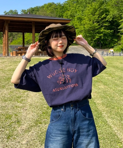 WudgeBoy（ワッジボーイ）の「WudgeBoy lion logo ringar Tee（Tシャツ/カットソー・レディース・カーキ/スミクロ/ネイビー・MEDIUM/LARGE）」の4枚目の写真