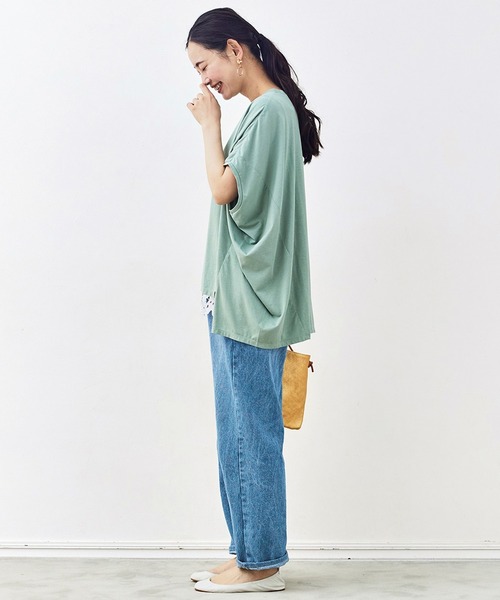 and myera（アンド マイラ）の「ａｎｄ　ｍｙｅｒａ　ベーシックじゃないＴシャツ（Tシャツ/カットソー・レディース・グリーン・MEDIUM/LARGE/X-LARGE/SMALL）」の6枚目の写真