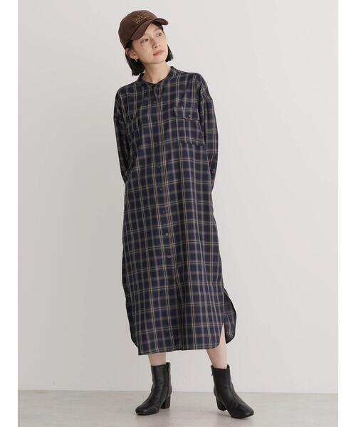 AMERICAN HOLIC（アメリカンホリック）の「イージーケアWポケットシャツワンピース（シャツワンピース・レディース・ブラック×ホワイト/ブラック/ホワイト系その他7/ネイビー系3・M/L）」の20枚目の写真