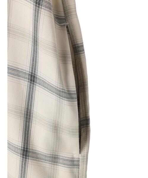 AMERICAN HOLIC（アメリカンホリック）の「イージーケアWポケットシャツワンピース（シャツワンピース・レディース・ブラック×ホワイト/ブラック/ホワイト系その他7/ネイビー系3・M/L）」の8枚目の写真