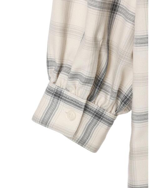 AMERICAN HOLIC（アメリカンホリック）の「イージーケアWポケットシャツワンピース（シャツワンピース・レディース・ブラック×ホワイト/ブラック/ホワイト系その他7/ネイビー系3・M/L）」の6枚目の写真