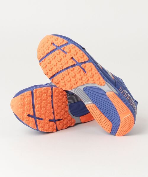 NEW BALANCE（ニューバランス）の「NB Hanzo J v6　Lace（スニーカー・キッズ・ブラック×ホワイト/ブルー系その他/ブラック×パープル・20.0cm/24.0cm/25.0cm/22.5cm/19.0cm/21.0cm/22.0cm/19.5cm/24.5cm/23.5cm/21.5cm/20.5cm/23.0cm）」の6枚目の写真