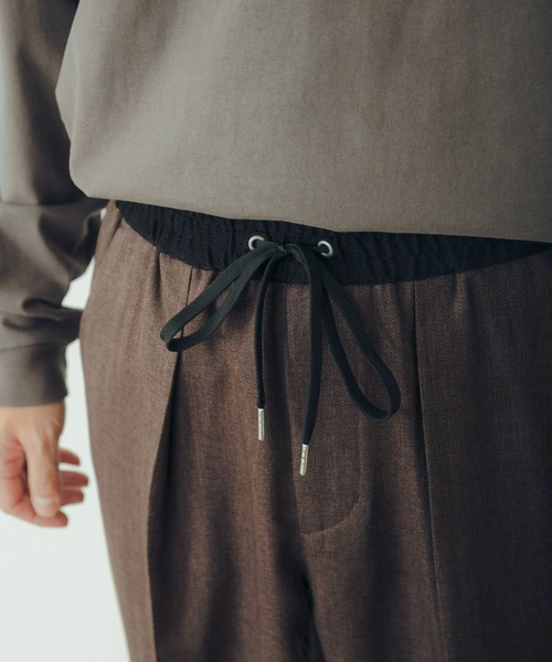 ITEMS URBANRESEARCH（アイテムズ アーバンリサーチ）の「ウエストイージーヘリンボーンテーパードパンツ（その他パンツ・メンズ・ブラック/ブラウン・LARGE/MEDIUM）」の10枚目の写真