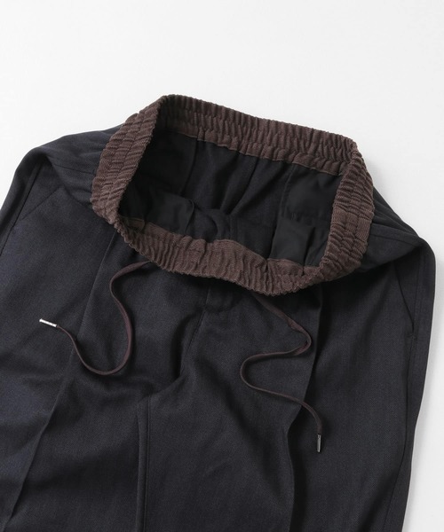 ITEMS URBANRESEARCH（アイテムズ アーバンリサーチ）の「ウエストイージーヘリンボーンテーパードパンツ（その他パンツ・メンズ・ブラック/ブラウン・LARGE/MEDIUM）」の17枚目の写真