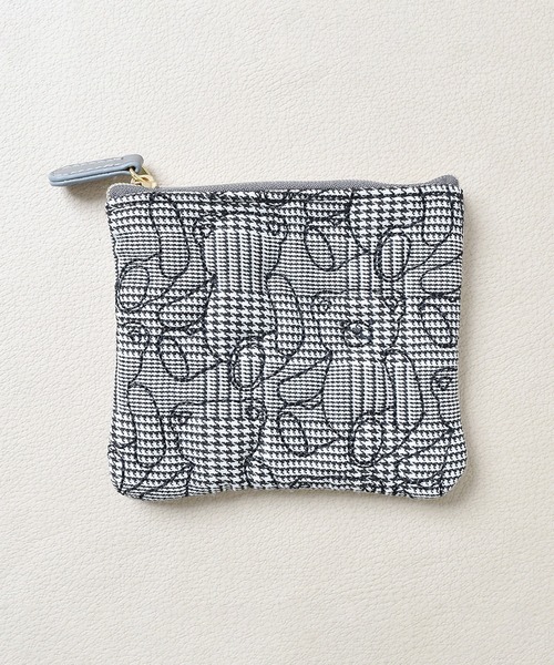 東原亜希 FORME 2023 フォルム QUILTING TRAVEL COSME POUCH