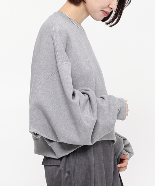 PRE_(プレ)の「【PRE_/プレ】別注cropped Big sleeve sweat Pullover(スウェット・レディース・チャコールグレー/ホワイト・FREE)」の21枚目の写真