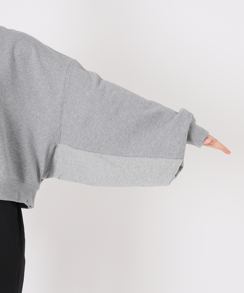 PRE_(プレ)の「【PRE_/プレ】別注cropped Big sleeve sweat Pullover(スウェット・レディース・チャコールグレー/ホワイト・FREE)」の11枚目の写真