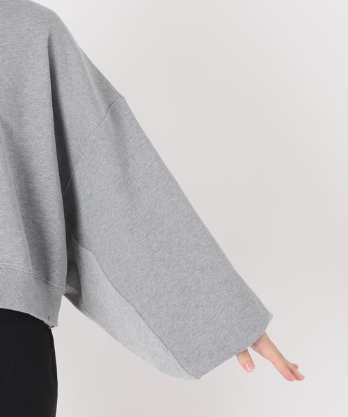 PRE_(プレ)の「【PRE_/プレ】別注cropped Big sleeve sweat Pullover(スウェット・レディース・チャコールグレー/ホワイト・FREE)」の10枚目の写真