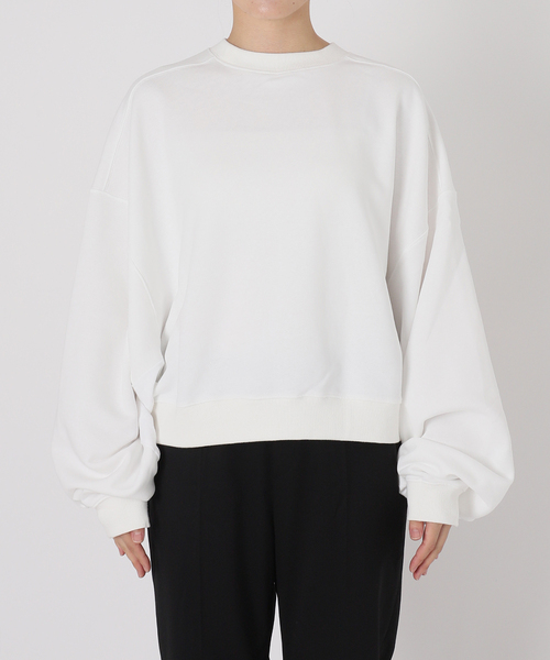 PRE_(プレ)の「【PRE_/プレ】別注cropped Big sleeve sweat Pullover(スウェット・レディース・チャコールグレー/ホワイト・FREE)」の4枚目の写真
