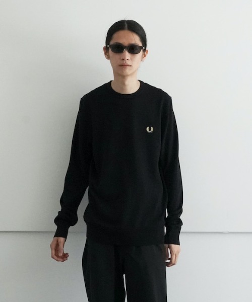 FRED PERRY(フレッドペリー)の「FRED PERRY CLASSIC CREW NECK JUMPER(ニット/セーター・メンズ・ブラック・M/S)」の1枚目の写真