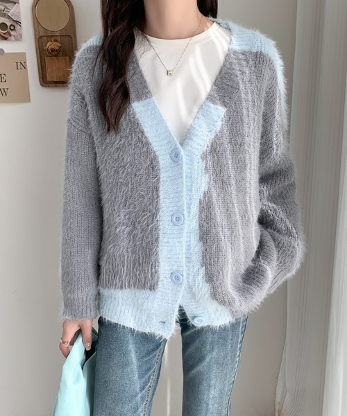 ABITOKYO(アビトーキョー)の「モヘアタッチVネック配色BIGカーディガン(カーディガン/ボレロ・レディース・ブラック系その他/ベージュ系その他/ブルー系その他・FREE)」の11枚目の写真