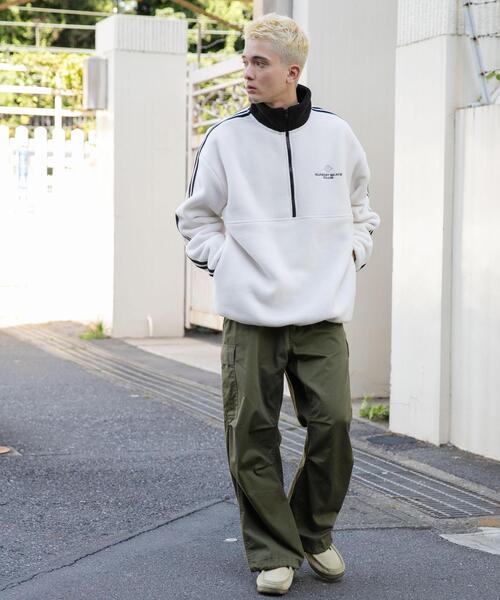 WEGO（ウィゴー）の「WEGO/フリースワンポイントハーフZIPプルオーバー（スウェット・メンズ・ブラック/オフホワイト/ネイビー・MEDIUM/LARGE）」の6枚目の写真