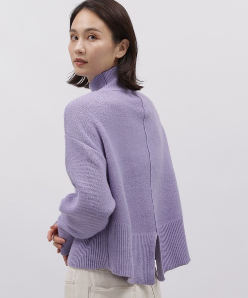 LAKOLE（ラコレ）の「7ゲージタートルショートニットプルオーバー / 985227（ニット/セーター・レディース・ブルー/イエロー/オフホワイト/ピンク/ラベンダー/チャコールグレー・SMALL/MEDIUM）」の11枚目の写真