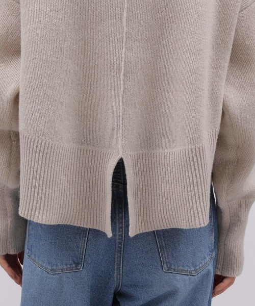 LAKOLE（ラコレ）の「7ゲージタートルショートニットプルオーバー / 985227（ニット/セーター・レディース・ブルー/イエロー/オフホワイト/ピンク/ラベンダー/チャコールグレー・SMALL/MEDIUM）」の12枚目の写真