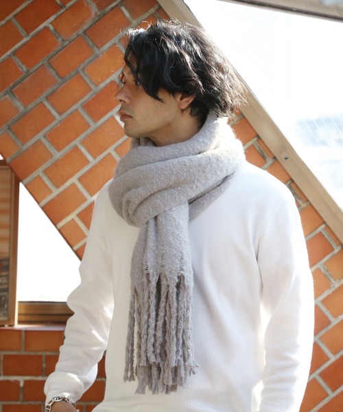 ８(eight)（エイト）の「無地ブークレマフラー（マフラー・メンズ・ライトグレー/ブラック/ベージュ/アイボリー/ブルー・FREE）」の3枚目の写真