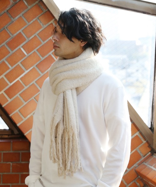 ８(eight)（エイト）の「無地ブークレマフラー（マフラー・メンズ・ライトグレー/ブラック/ベージュ/アイボリー/ブルー・FREE）」の7枚目の写真