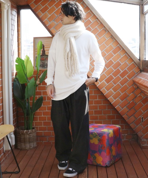 ８(eight)（エイト）の「無地ブークレマフラー（マフラー・メンズ・ライトグレー/ブラック/ベージュ/アイボリー/ブルー・FREE）」の12枚目の写真