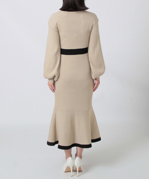 Julia Boutique（ジュリアブティック）の「ロング丈 パイピングマーメイドニットワンピース（ワンピース・レディース・ブラック/ベージュ・LONG）」の12枚目の写真