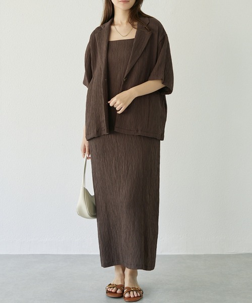 LAVEANGE(ラビアンジェ)の「楊柳カットソーキャミワンピース(ワンピース・レディース・オフホワイト/ブラウン/ブラック・4L/3L/LL/L/M)」の3枚目の写真