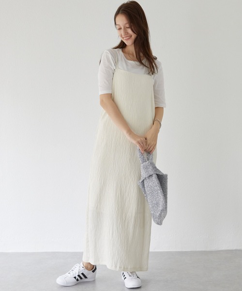 LAVEANGE(ラビアンジェ)の「楊柳カットソーキャミワンピース(ワンピース・レディース・オフホワイト/ブラウン/ブラック・4L/3L/LL/L/M)」の5枚目の写真