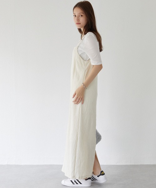 LAVEANGE(ラビアンジェ)の「楊柳カットソーキャミワンピース(ワンピース・レディース・オフホワイト/ブラウン/ブラック・4L/3L/LL/L/M)」の7枚目の写真